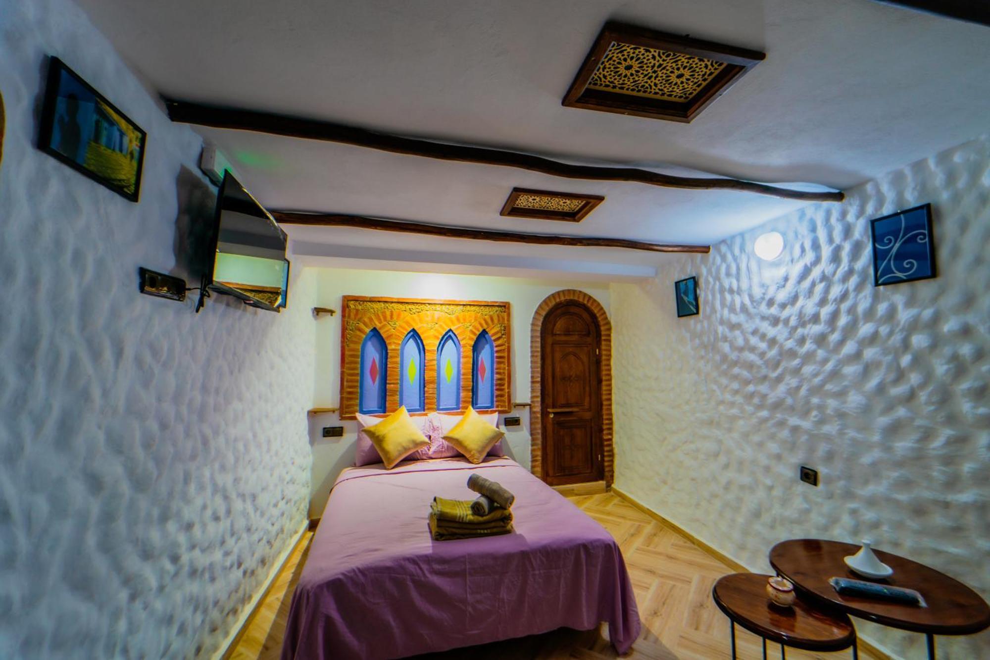 Splendid Traditioanal House In The Main Square Apartment Chefchaouen